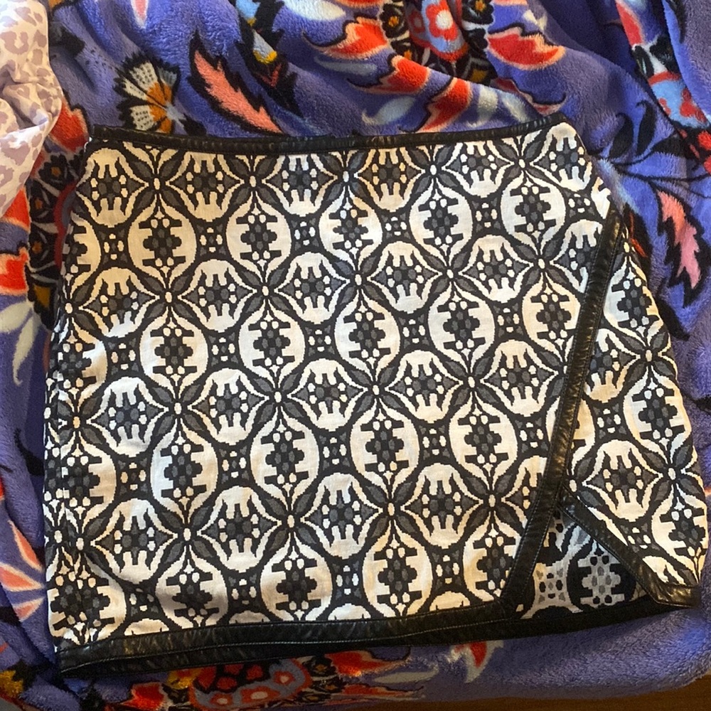 Express skirt